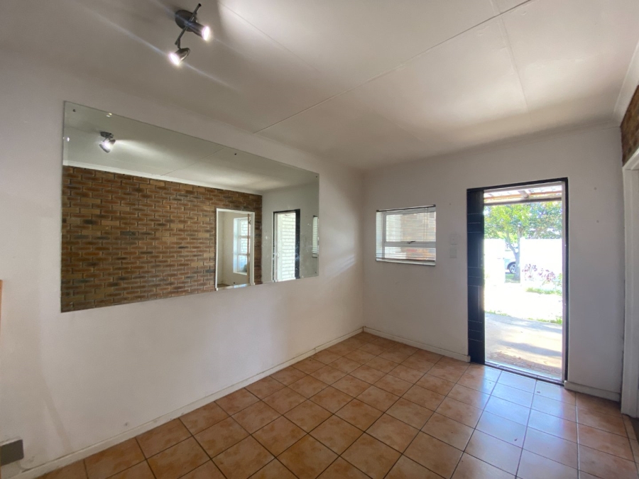 2 Bedroom Property for Sale in Table View Western Cape